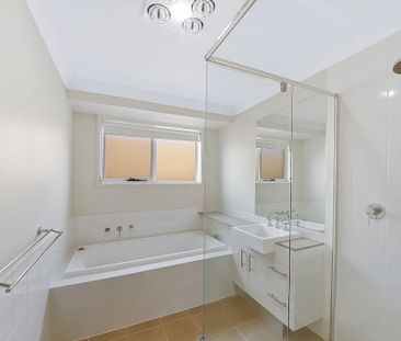 Modern 3-Bedroom Home in Arcadian Hills Estate - Photo 3