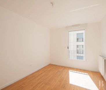 Rental Apartment Bordeaux Saint-Jean - Photo 6