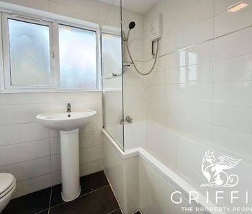 Camden Road, Chafford Hundred, Grays, RM16 - Photo 5