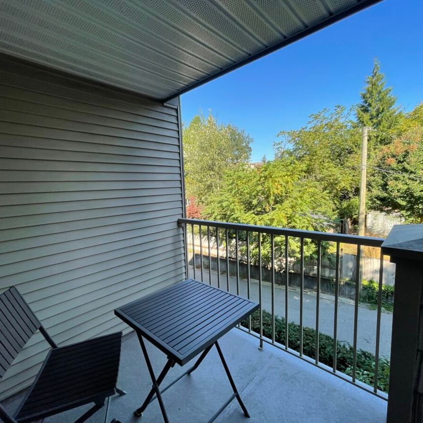 Condo on Park-Pet Friendly - Photo 1
