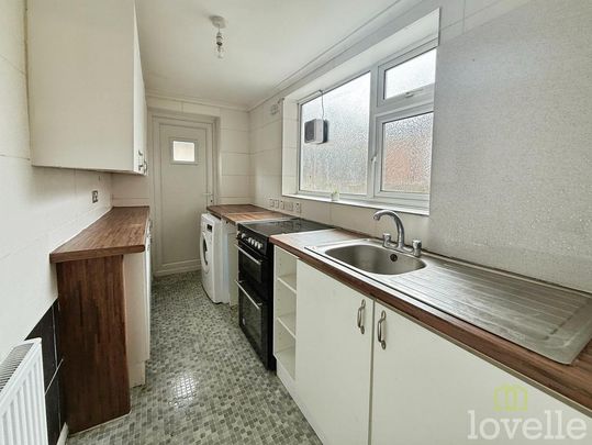 2 bedroom terraced house to rent - Photo 1