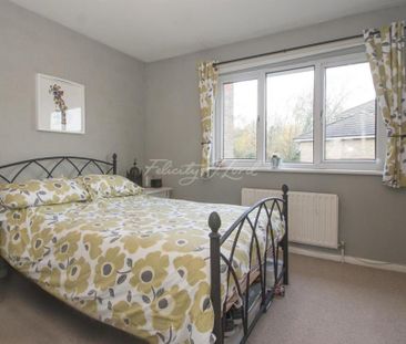 3 Bed End Terrace, Ann Moss Way, SE16 - Photo 3