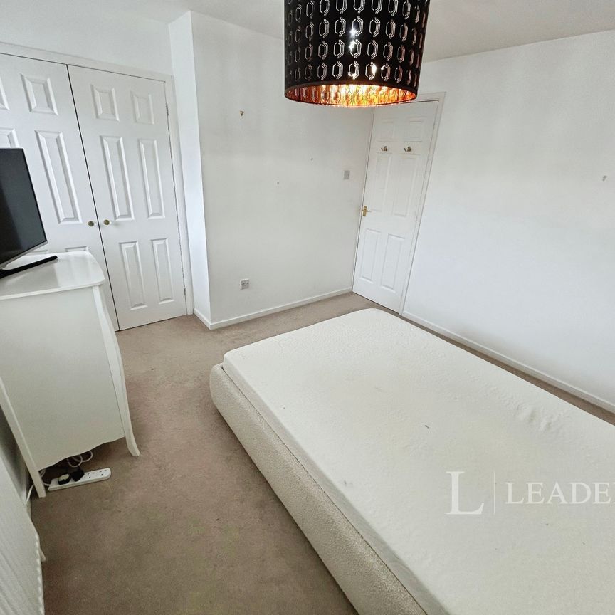 2 bedroom end of terrace to rent Mallard Court, PE9 - Photo 1