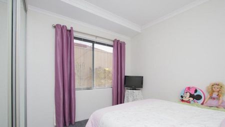 Charming 3 x 2 Canning Vale Home! - Photo 2