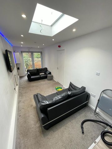 Terry Road Room 4 - Photo 2