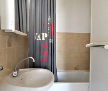 RUE SAINT-NICOLAS - (DISPONIBILITE IMMEDIATE) - Photo 6