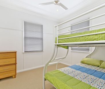 PARTIALLY FURNISHED 2 BEDROOM UNIT IN THE HEART OF RAINBOW BAY - Photo 2