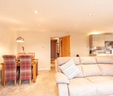 2 bedroom apartment to rent - Photo 2