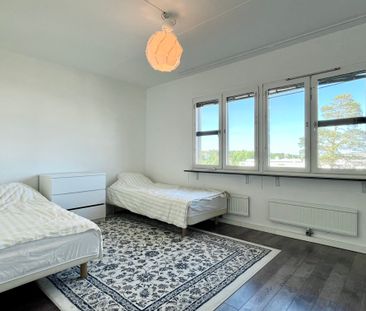 Sorögatan, Kista - Photo 6