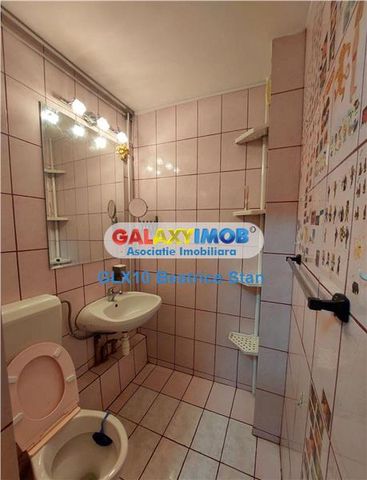 Inchiriere apartament 3 camere decomandat Calea 13 Septembrie - Fotografie 5