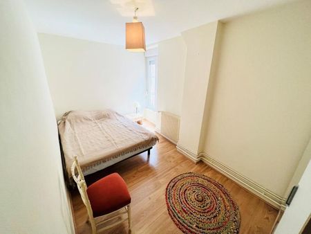 Location Appartement 2 pièces 43m² MACON 71000 - Photo 4