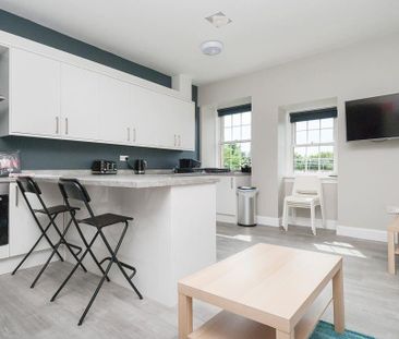 10 bedroom flat share to rent - Photo 2