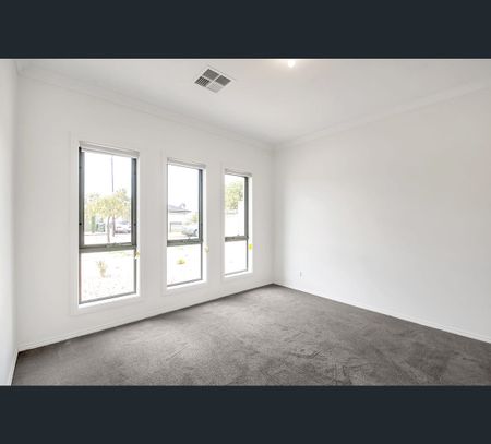 52 Wattle Avenue, Royal Park, SA 5014 - Photo 2