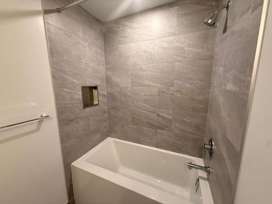 For Lease - 395 Square One Drive Unit# 1805, Mississauga, Ontario - Photo 1