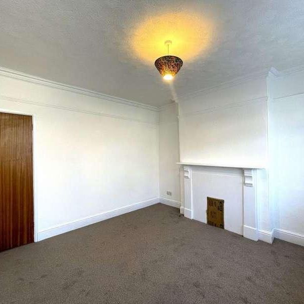 Alderman S Drive, Peterborough, PE3 - Photo 1