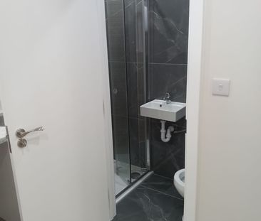 Studio Flat, Norwood Road, SE24 - Photo 5