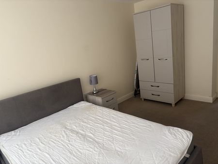 Headlands Road, Pontefract - Photo 3