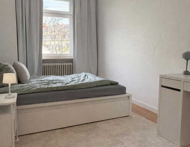 680€ inkl Nebenkosten: Möbiliertes Zimmer Frankfurt-Sachsenhausen - Photo 1