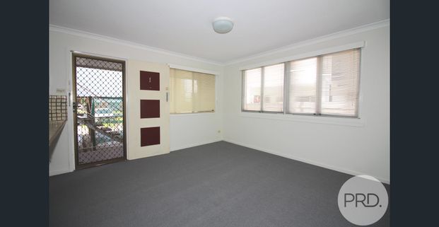 QUIET COMPLEX, QUIET STREET - NEAT AND TIDY TWO BEDDER! - Photo 1