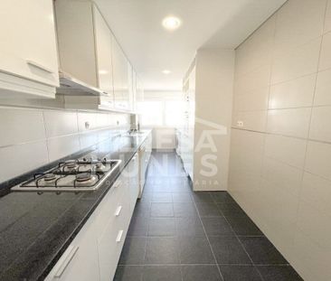 3 room luxury Flat for rent in Pedralvas, Lisbon - Photo 1