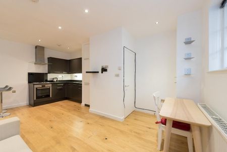 Studio to rent - Photo 2