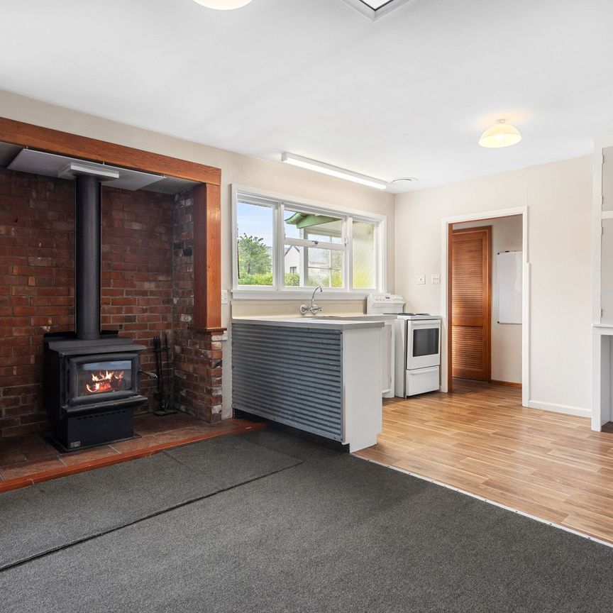 Family Home in Spreydon - Photo 1