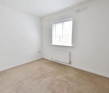 Banks Crescent, Stamford, PE9 - Photo 3