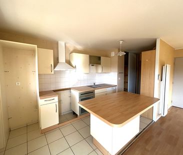 Location Appartement 4 pièces 81m² - Photo 6