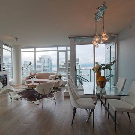 2 Bedroom / 2 Bathroom Coal Harbour Condo Views! - Photo 3