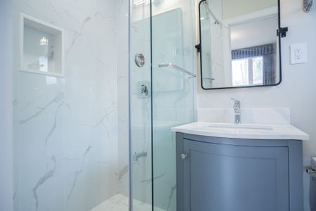 For Lease - 9 Page Avenue, Toronto, Ontario - Photo 2