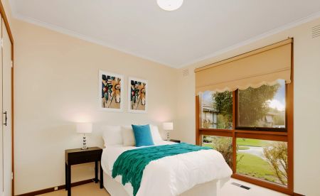 2 Bed, 1 Bath - Photo 3