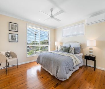 LARGE FAMILY HOME IN BATTERY HILL! - Photo 6