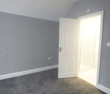 2 bedroom detached house to rent - Photo 5