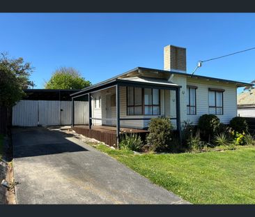 4 BULBINE PLACE, Beveridge, Vic 3753 - Photo 1