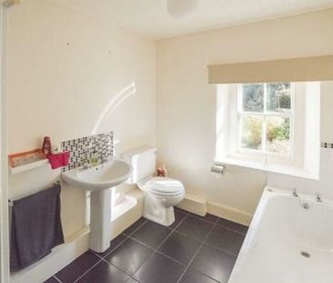 2 Bedroom - Photo 6