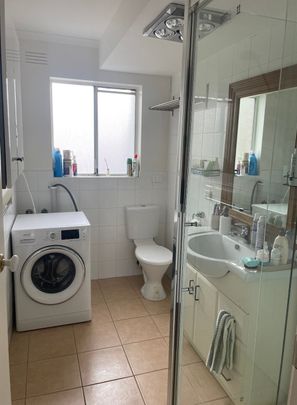 Cheltenham - Photo 1