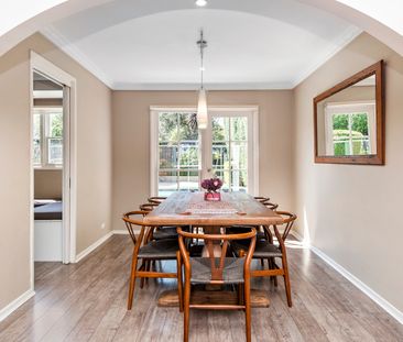 6 Tanami Close, Belrose NSW 2085 - House For Rent | Domain - Photo 3