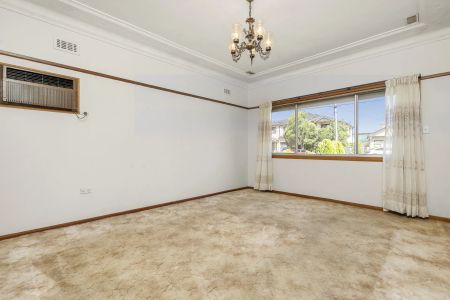 Comfortable Family Living in a Prime Location - Photo 2