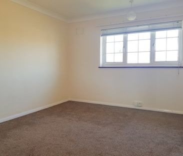 Thaxted Walk, Colchester - Photo 2