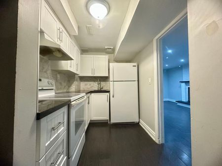For Lease - 4144 Lastrada Lower Heights, Mississauga, Ontario - Photo 3