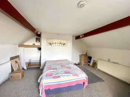 2 bedroom end of terrace house to rent - Photo 3