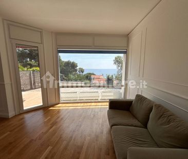 Trilocale via Padre Semeria 288, Foce - Semeria, Sanremo - Photo 1