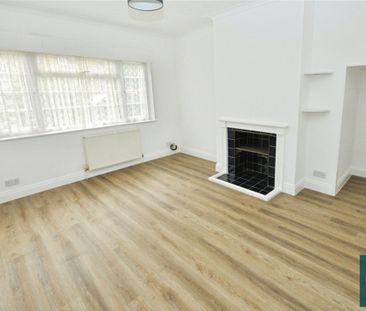 Cyprus Road, N3, London - Photo 1