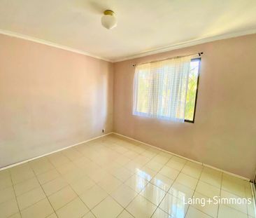 Conveniently located two bedroom unit - Photo 3