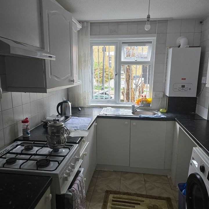 Room in a Shared House, Kings Road, N22 - Photo 1