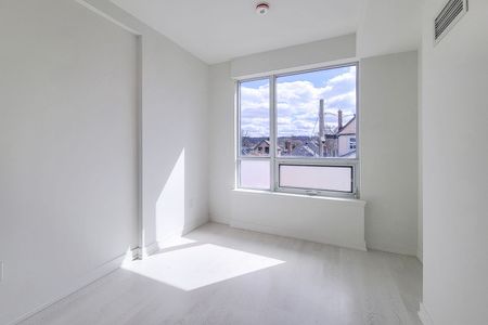 For Lease - 415 Main Street Unit# 208, Hamilton, Ontario - Photo 3