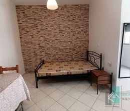 Studio/Γκαρσονιέρα για ενοικίαση - Λαμία - Photo 3