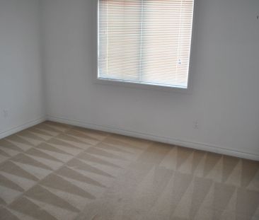 For Lease - 103 Fraser Fields Way Unit# K, Barrhaven, Ontario - Photo 3