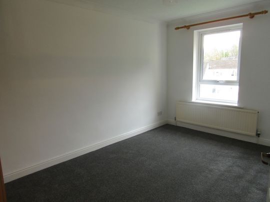 3 bed Terraced - To Let - Photo 1