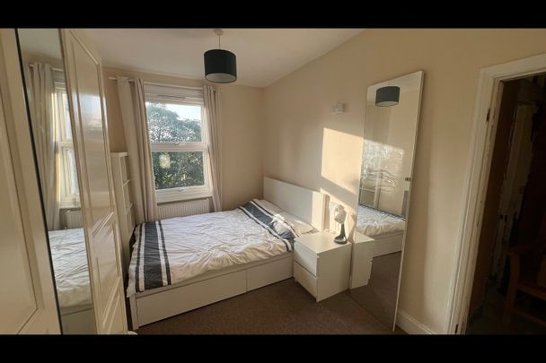 Room in a Shared Flat, Morland Road, CR0 - Photo 1
